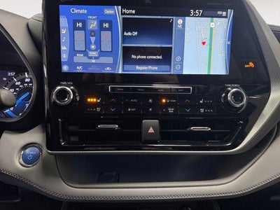 2022 Toyota Highlander Hybrid Platinum