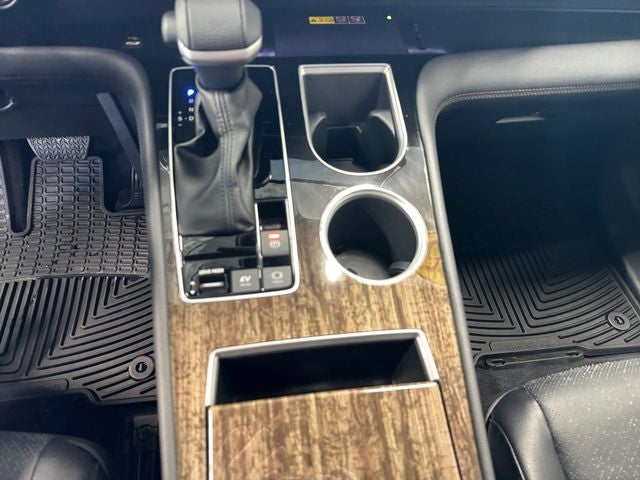 2025 Toyota Sienna Platinum 7 Passenger