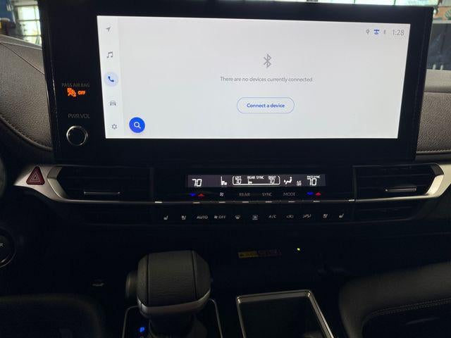 2025 Toyota Sienna Platinum 7 Passenger