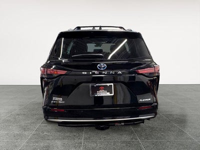 2025 Toyota Sienna Platinum 7 Passenger