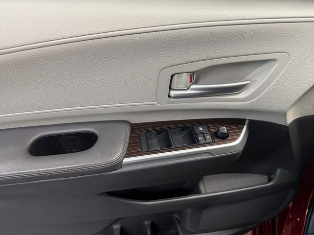 2023 Toyota Sienna XLE 7 Passenger