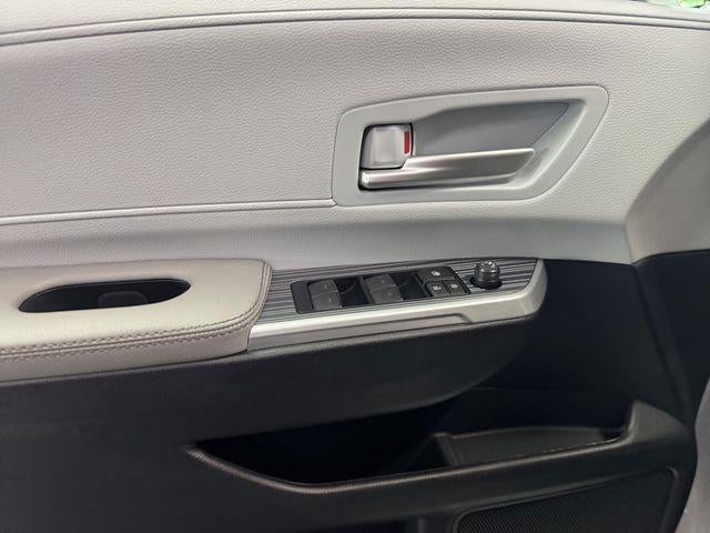 2025 Toyota Sienna XLE 7 Passenger