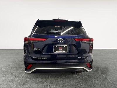 2022 Toyota Highlander XSE