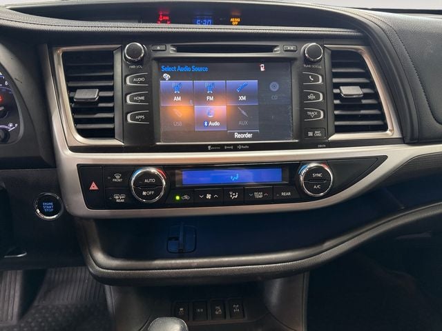 2018 Toyota Highlander SE