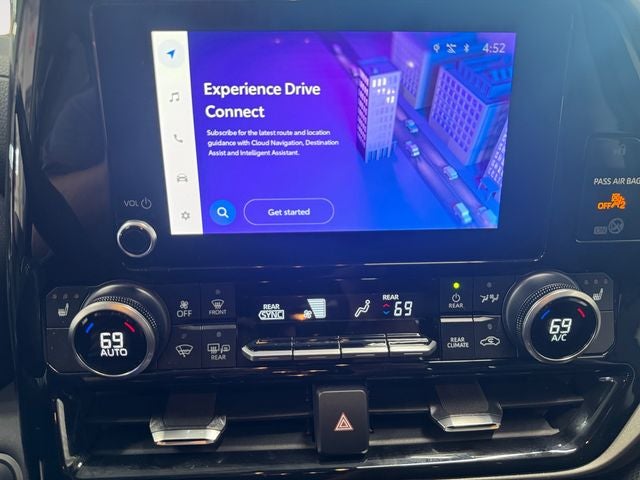 2024 Toyota Highlander Hybrid XLE