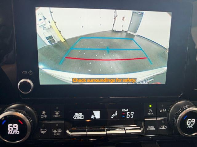 2024 Toyota Highlander Hybrid XLE