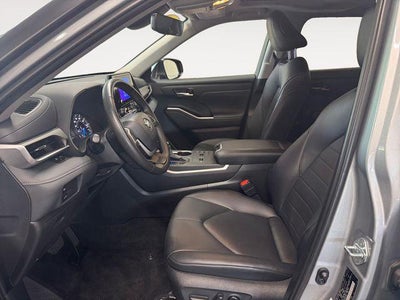 2024 Toyota Highlander Hybrid XLE