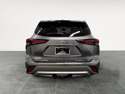 2026 Toyota Highlander Platinum