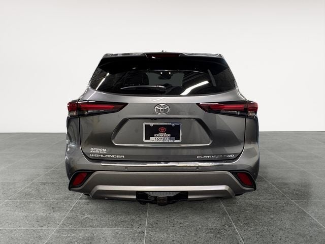 2026 Toyota Highlander Platinum