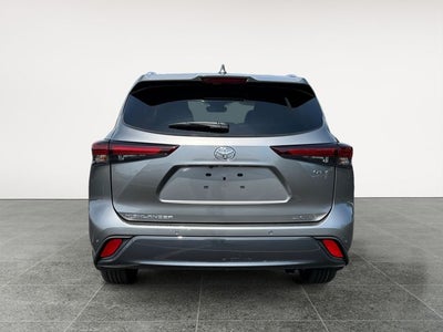 2026 Toyota Highlander Hybrid Limited