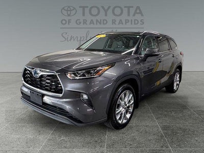 2022 Toyota Highlander Hybrid Limited