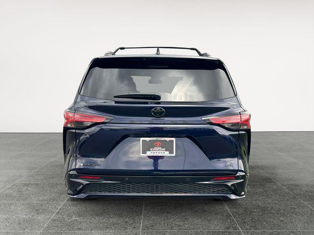 2026 Toyota Sienna XSE 7 Passenger