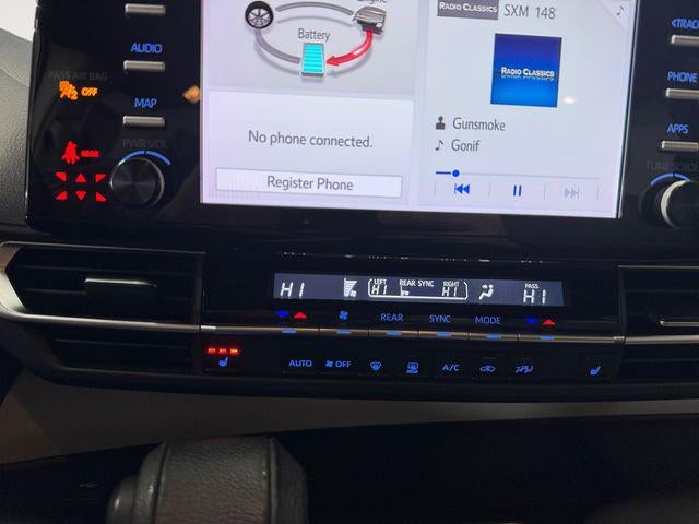 2021 Toyota Sienna XLE 8 Passenger