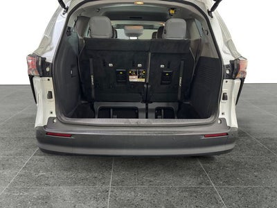 2022 Toyota Sienna XLE 7 Passenger