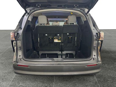 2025 Toyota Sienna XLE 7 Passenger