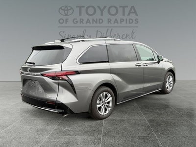 2026 Toyota Sienna Limited 7 Passenger