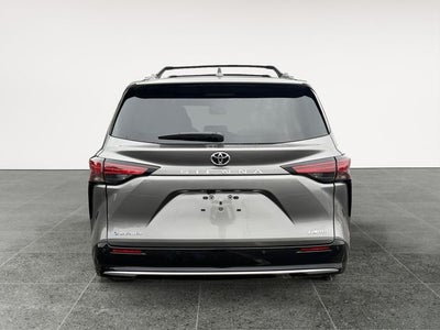 2026 Toyota Sienna Limited 7 Passenger