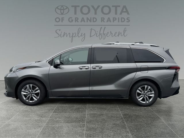2026 Toyota Sienna Limited 7 Passenger