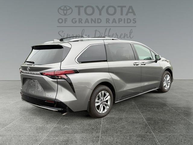 2026 Toyota Sienna Limited 7 Passenger
