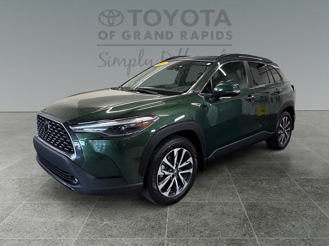 2022 Toyota Corolla Cross XLE