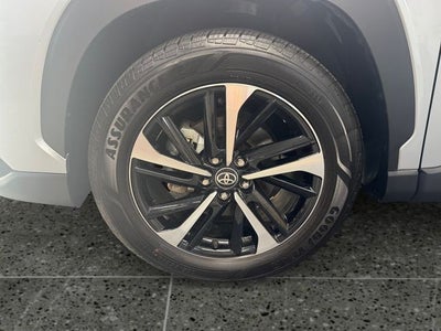 2025 Toyota Corolla Cross Hybrid XSE