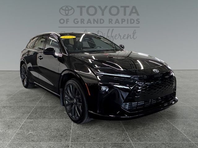 2025 Toyota Crown Signia Limited