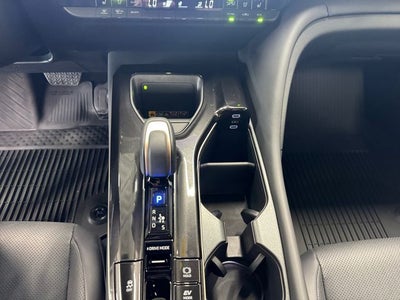 2025 Toyota Crown Signia Limited