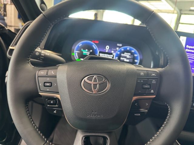2025 Toyota Crown Signia Limited