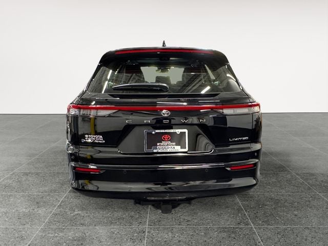 2025 Toyota Crown Signia Limited
