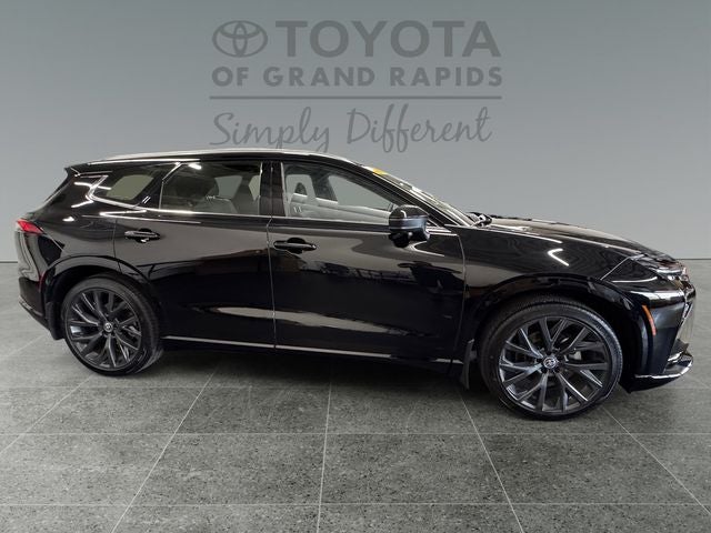 2025 Toyota Crown Signia Limited