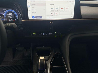 2025 Toyota Crown Signia Limited