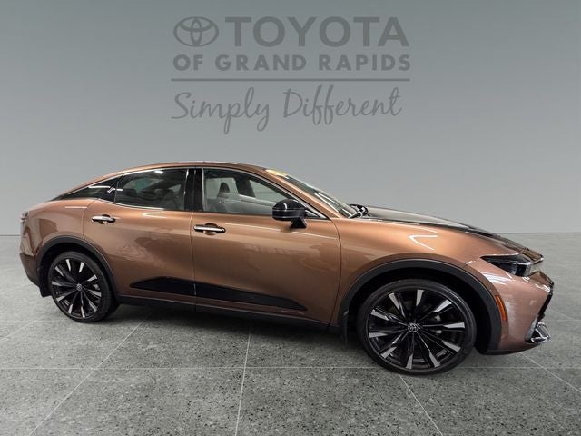 2023 Toyota Crown Platinum