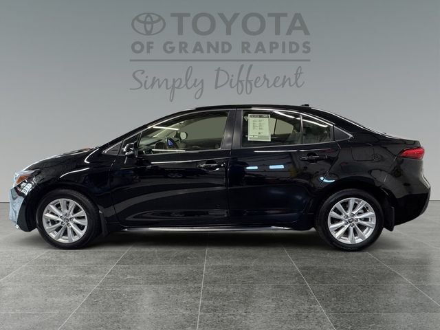 2023 Toyota Corolla Hybrid XLE