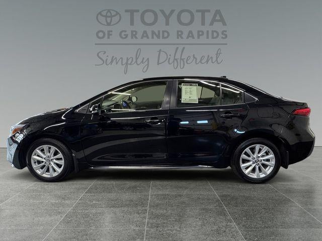 2023 Toyota Corolla Hybrid XLE
