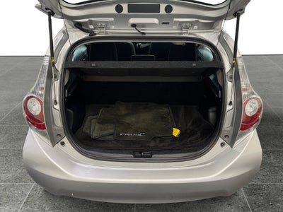 2014 Toyota Prius c Three
