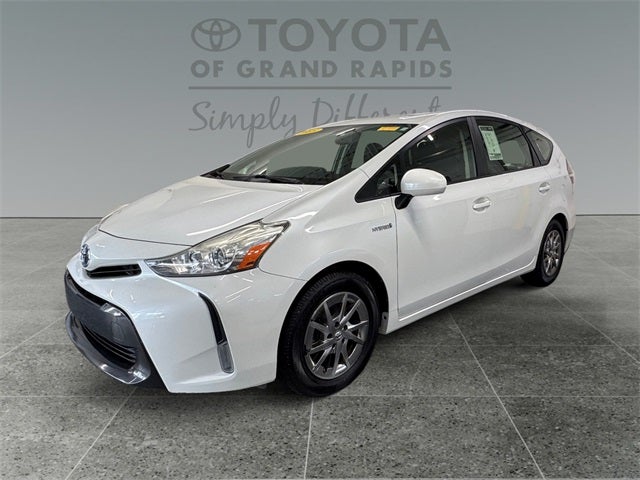 2015 Toyota Prius v Three