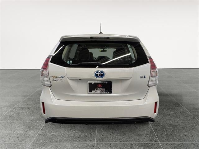 2015 Toyota Prius v Three