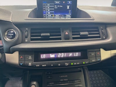 2017 Lexus CT 200h