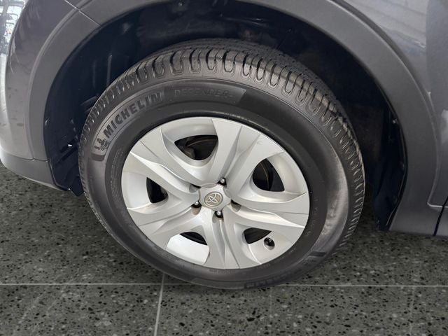 2013 Toyota RAV4 LE