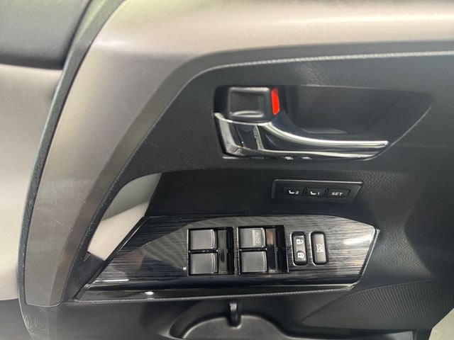 2016 Toyota RAV4 Hybrid Limited