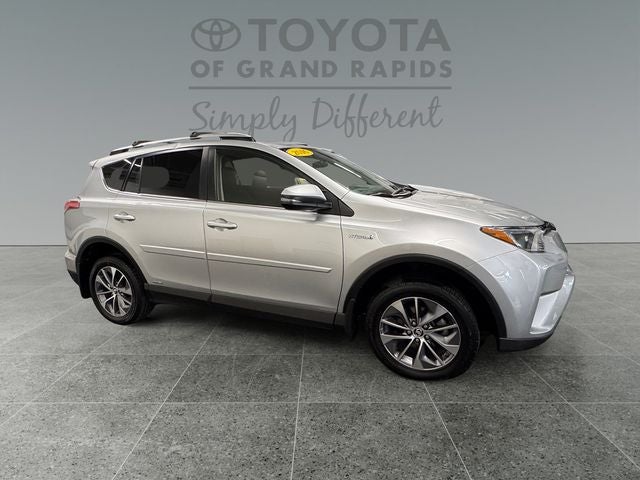 2016 Toyota RAV4 Hybrid XLE