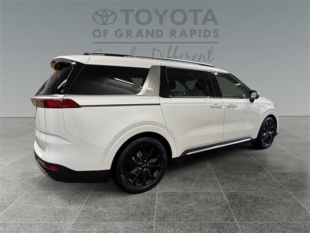 2024 Kia Carnival SX Prestige