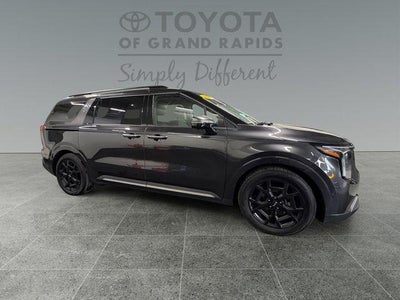 2025 Kia Carnival SX