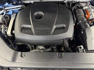 2019 Volvo XC60 Hybrid T8 R-Design