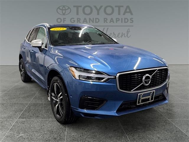 2019 Volvo XC60 Hybrid T8 R-Design