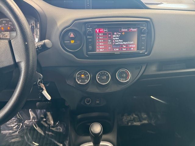 2016 Toyota Yaris L