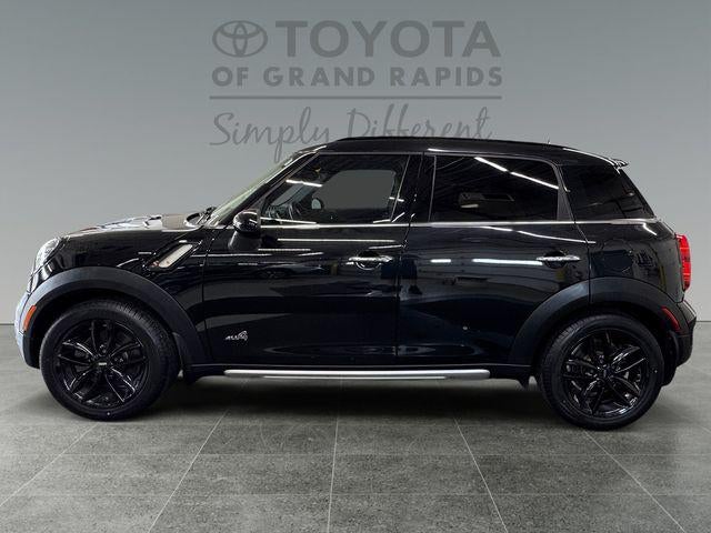 2016 MINI Cooper S Countryman Base