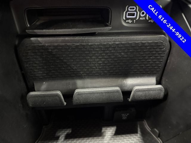 2021 RAM 1500 Big Horn/Lone Star 5.7 Liter V8 Hemi Quad Cab 4WD