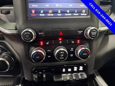 2021 RAM 1500 Big Horn/Lone Star 5.7 Liter V8 Hemi Quad Cab 4WD