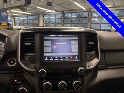 2019 RAM 1500 Big Horn/Lone Star 5.7 Liter V6 Hemi Crew Cab 4WD